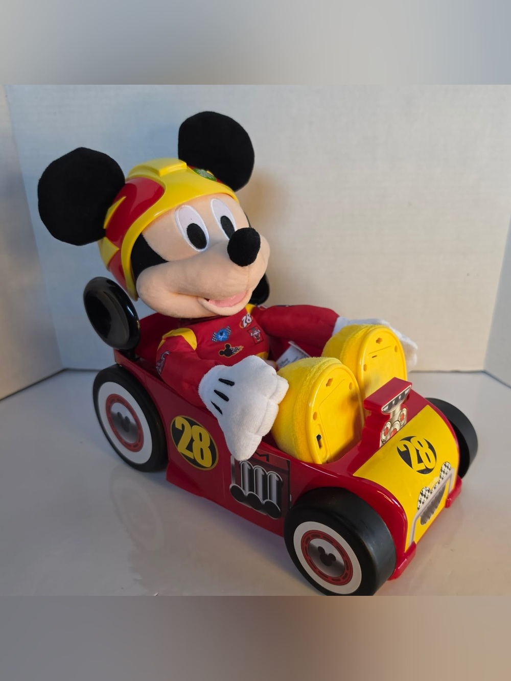 RARE Mickey Mouse Roadster Racers #28 Animated Electronic Toy Race Car Plush